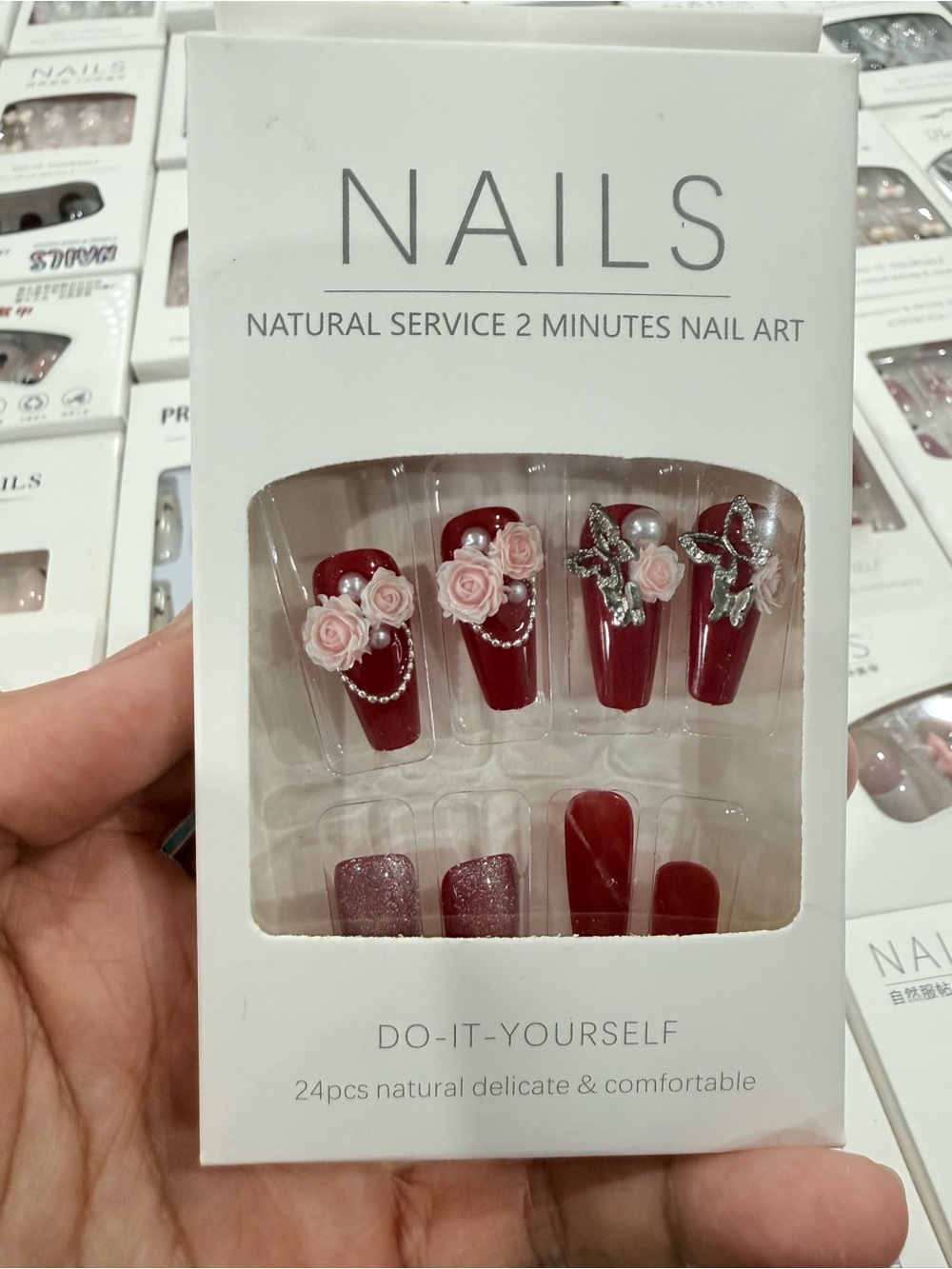 Nails Do-It-Yourself Red Floral 3D Press-On Nail Set